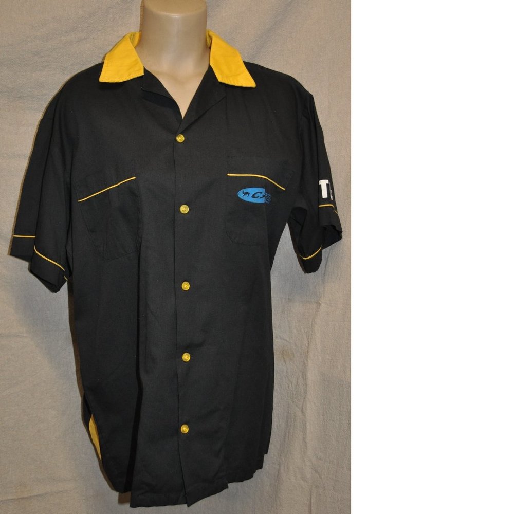 Hilton mens black & gold staff bowling shirt Betty's Blue Star Lounge Chicago L